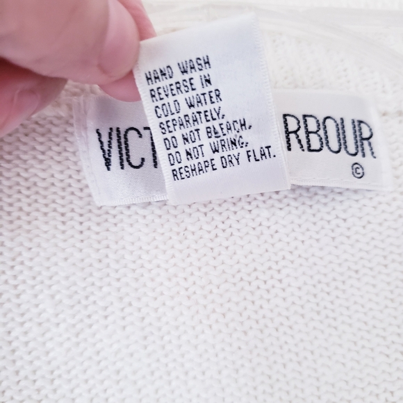 Vintage Victoria Harbour Gold Beaded Knit Sweater - Picture 5 of 15